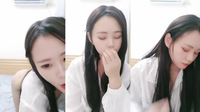 高冷长发妹子露脸道具自慰掰穴 双手搓奶骚的很