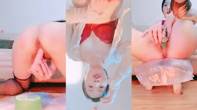 露脸轻熟女先道具插穴手撸假阳具，黄瓜自慰插穴，白浆好多骚的很